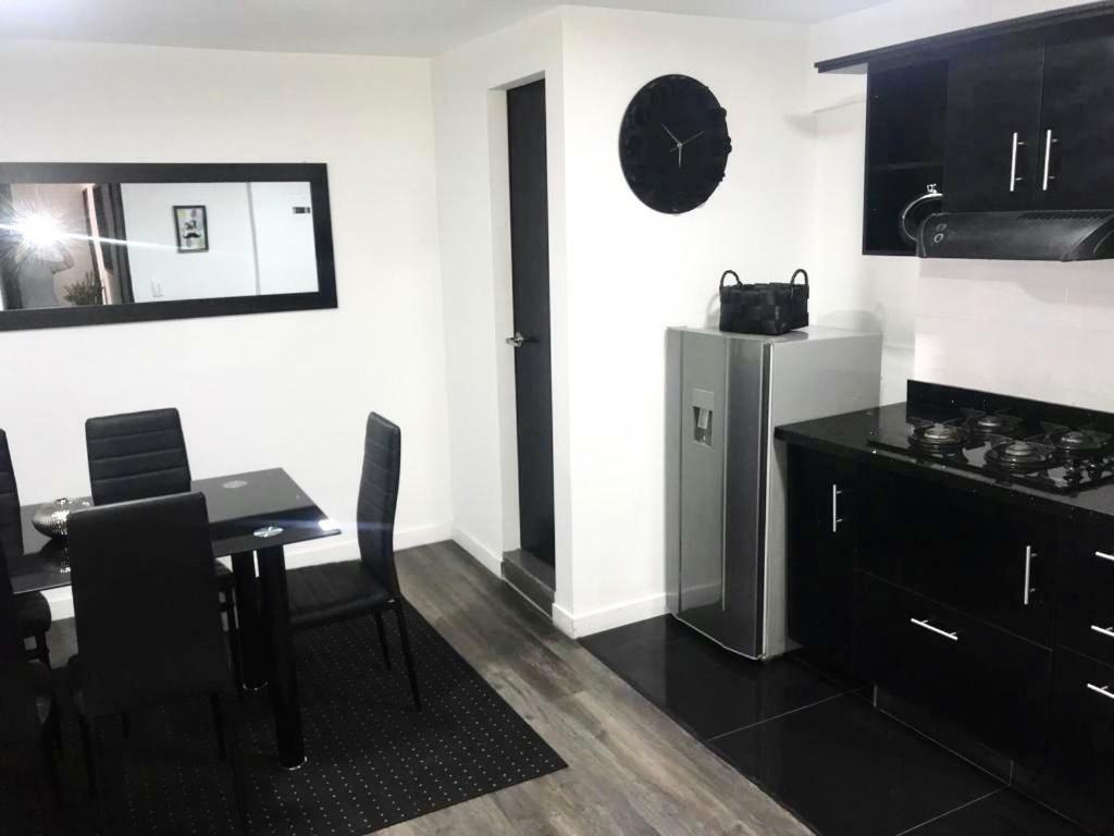 Estadio Apartment Μεντεγίν Εξωτερικό φωτογραφία